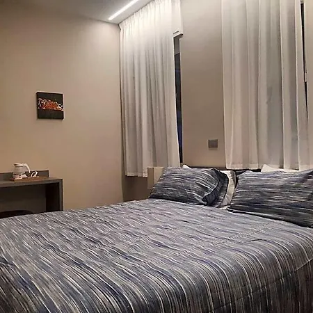 Smart Sei Chiese 2*