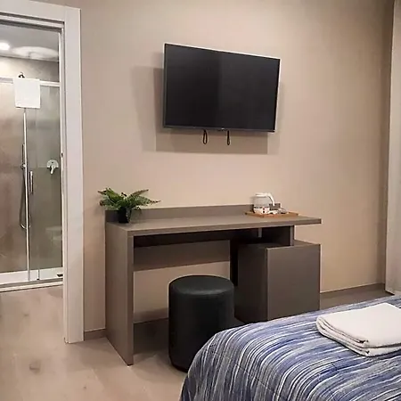 Smart Sei Chiese 2* Boloňa