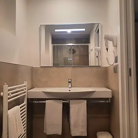 Smart Sei Chiese Hotel