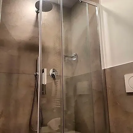 Smart Sei Chiese Hotel 2*